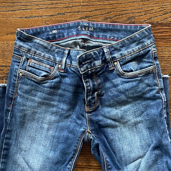 White House black market Jeans 00 - Picture 3 of 6